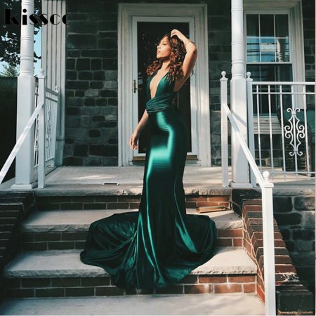 /products/vestido-de-gala-con-tirante-multiposicion/