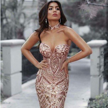/products/vestido-palabra-de-honor-en-lentejuela/